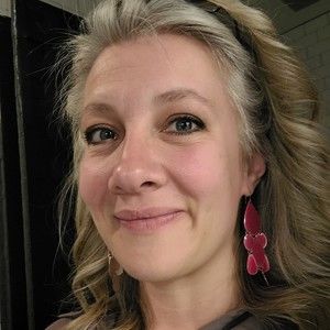 Meet your Posher, Amy